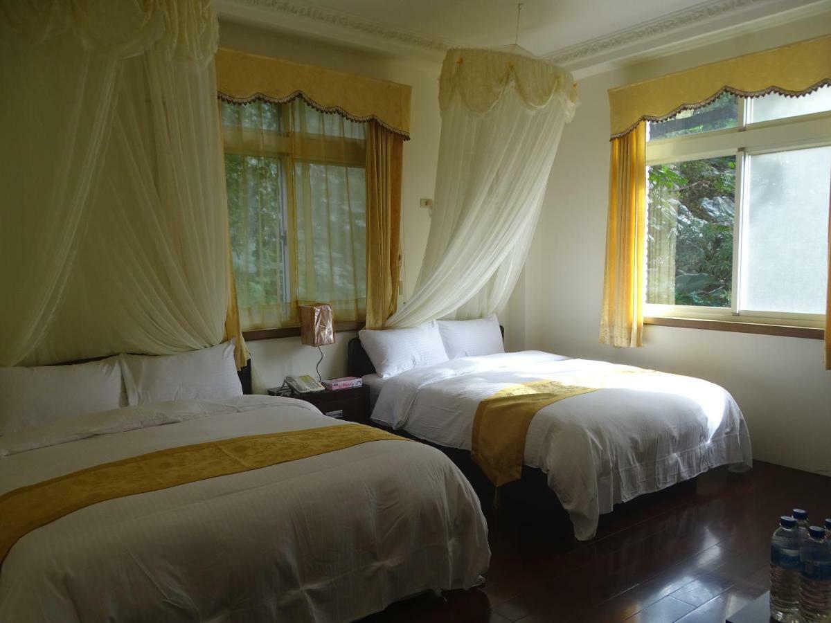 Emoonten Homestay Sanzhi Exterior foto